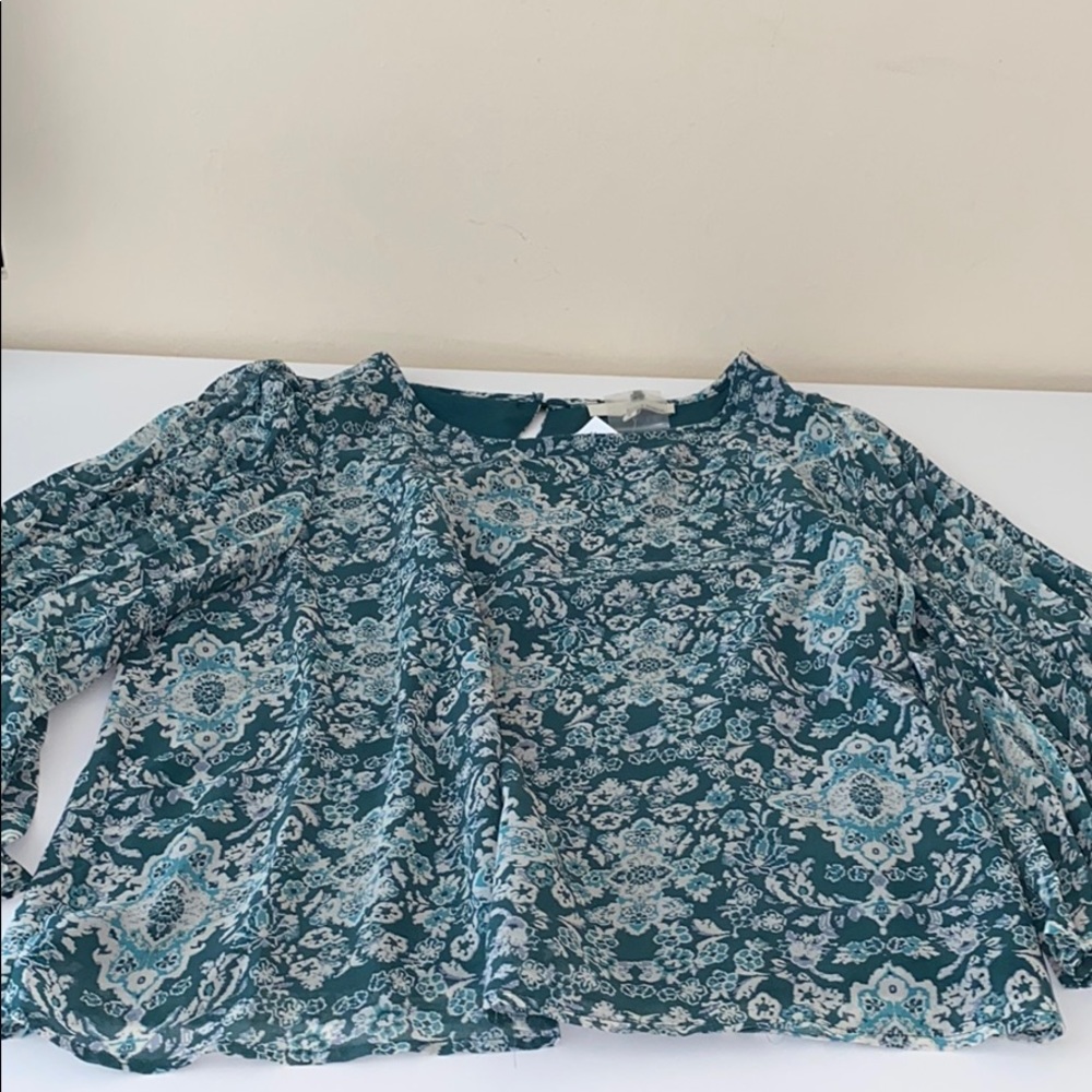 June & Hudson floral bell sleeve Top - Picture 6 of 6